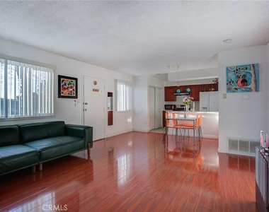 1751 Fullerton - Photo Thumbnail 7