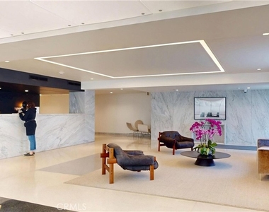 818 N Doheny Drive - Photo Thumbnail 2