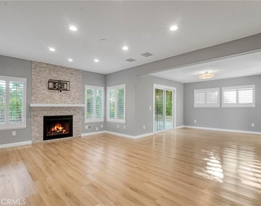 25906 Bellis Drive - Photo Thumbnail 1
