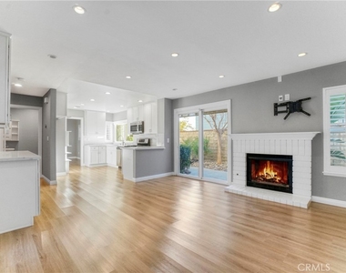 25906 Bellis Drive - Photo Thumbnail 2