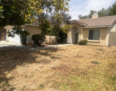 43516 32nd Street E - Photo Thumbnail 1