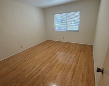13418 Moorpark Street - Photo Thumbnail 1