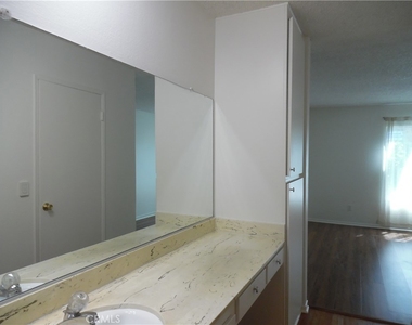 23515 Lyons - Photo Thumbnail 25