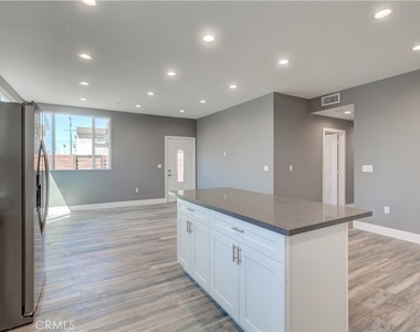 3626 S Cimarron Street - Photo Thumbnail 16