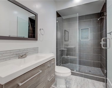 3626 S Cimarron Street - Photo Thumbnail 27