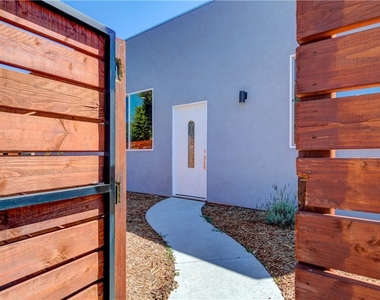 3626 S Cimarron Street - Photo Thumbnail 4