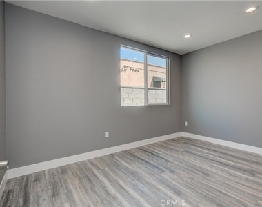 3626 S Cimarron Street - Photo Thumbnail 25