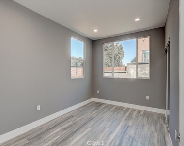 3626 S Cimarron Street - Photo Thumbnail 23