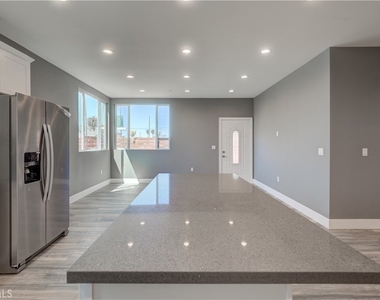 3626 S Cimarron Street - Photo Thumbnail 17