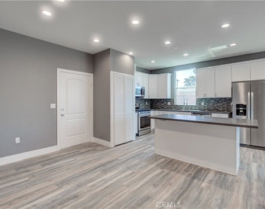 3626 S Cimarron Street - Photo Thumbnail 18
