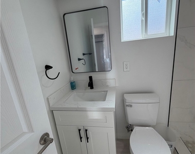 424 Poplar - Photo Thumbnail 10