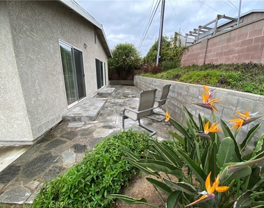 21622 Palos Verdes Blvd Boulevard - Photo Thumbnail 11