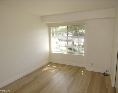 1099 W Ontario - Photo Thumbnail 7