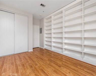 12901 Ternberry Court - Photo Thumbnail 7
