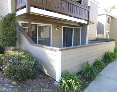 6096 Terrace Lane - Photo Thumbnail 16