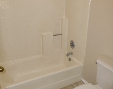 6096 Terrace Lane - Photo Thumbnail 21