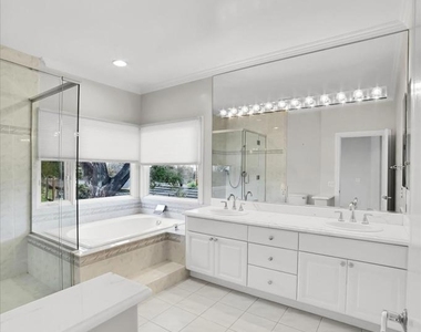 4828 Gould Avenue - Photo Thumbnail 52