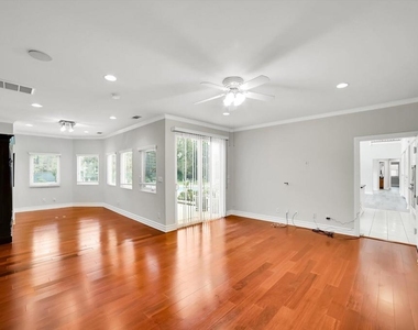 4828 Gould Avenue - Photo Thumbnail 22