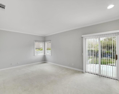 4828 Gould Avenue - Photo Thumbnail 53