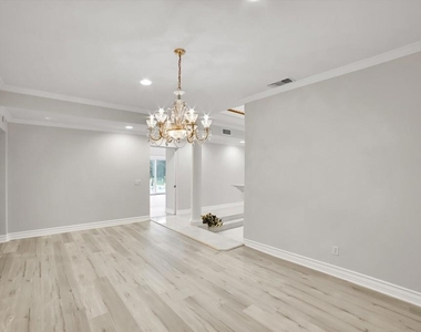 4828 Gould Avenue - Photo Thumbnail 19