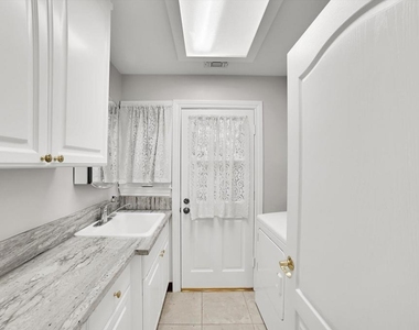 4828 Gould Avenue - Photo Thumbnail 25