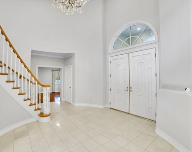 4828 Gould Avenue - Photo Thumbnail 5