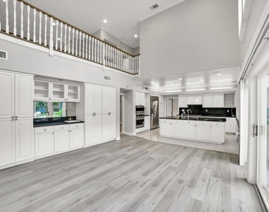 4828 Gould Avenue - Photo Thumbnail 32