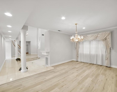4828 Gould Avenue - Photo Thumbnail 69