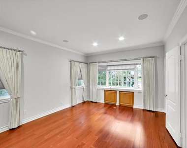 4828 Gould Avenue - Photo Thumbnail 11