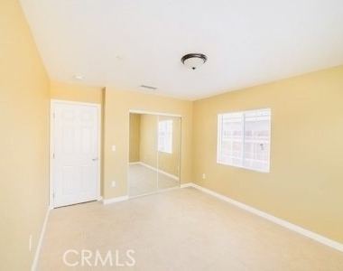 7538 Lynwood - Photo Thumbnail 3