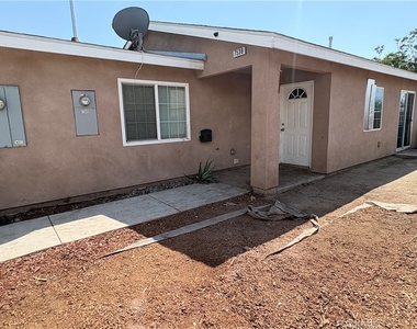 7538 Lynwood - Photo Thumbnail 15