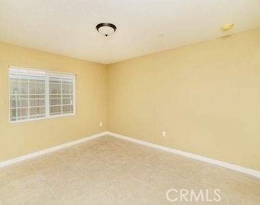 7538 Lynwood - Photo Thumbnail 4