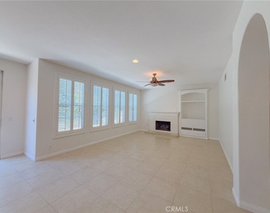 82 Laurelhurst - Photo Thumbnail 23