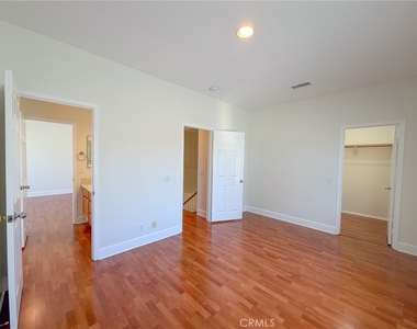 82 Laurelhurst - Photo Thumbnail 41