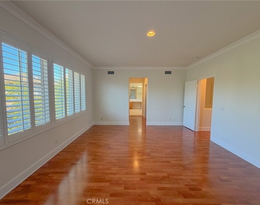 82 Laurelhurst - Photo Thumbnail 48