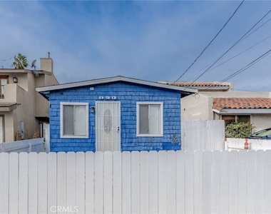 923 Alabama Street - Photo Thumbnail 1