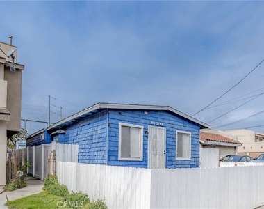 923 Alabama Street - Photo Thumbnail 17