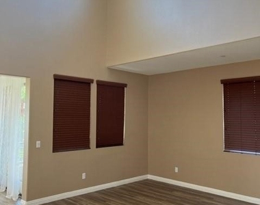 7686 Papyrus Place - Photo Thumbnail 4