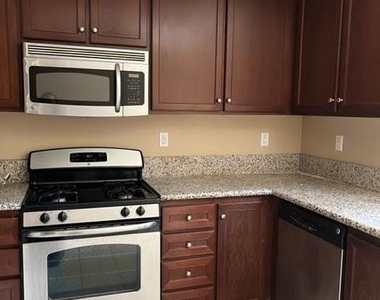7686 Papyrus Place - Photo Thumbnail 11