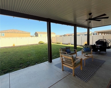 29565 Bisbee Court - Photo Thumbnail 9