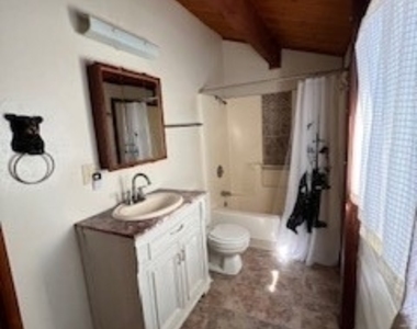 1374 Rock Ridge - Photo Thumbnail 5