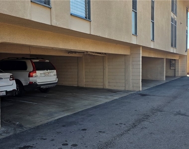 2300 Mountain Avenue N - Photo Thumbnail 12