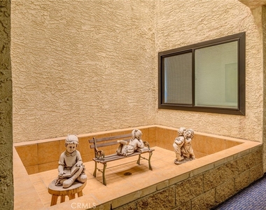 1134 Campbell - Photo Thumbnail 4