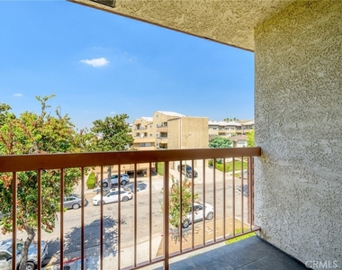 1134 Campbell - Photo Thumbnail 15