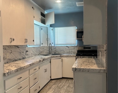24675 Shepardson - Photo Thumbnail 7