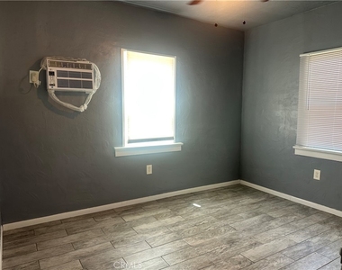 24675 Shepardson - Photo Thumbnail 13