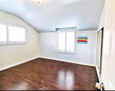 1704 E Vine Avenue - Photo Thumbnail 14