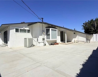 1704 E Vine Avenue - Photo Thumbnail 19