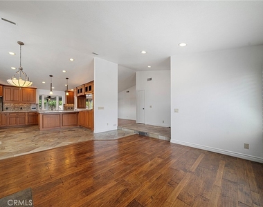 1455 N 13th - Photo Thumbnail 6