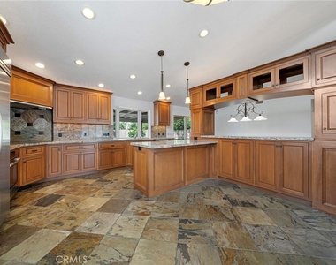 1455 N 13th - Photo Thumbnail 3